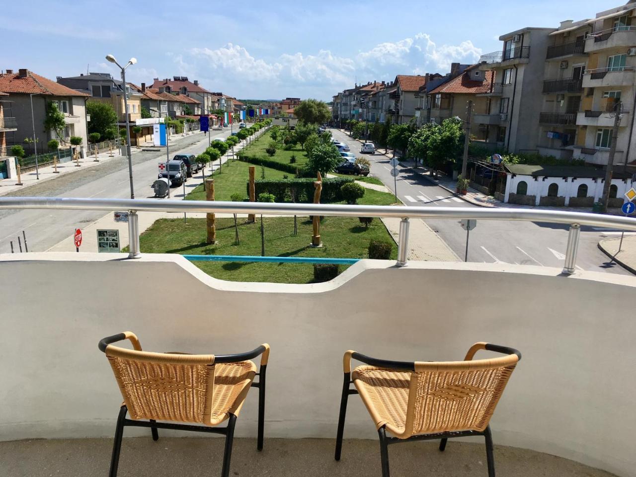 Alba Family Club Hotel Primorsko Exterior foto