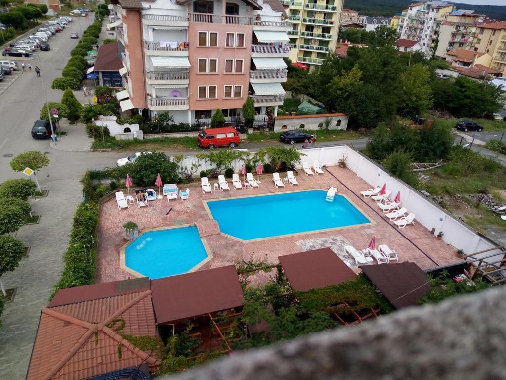Alba Family Club Hotel Primorsko Exterior foto